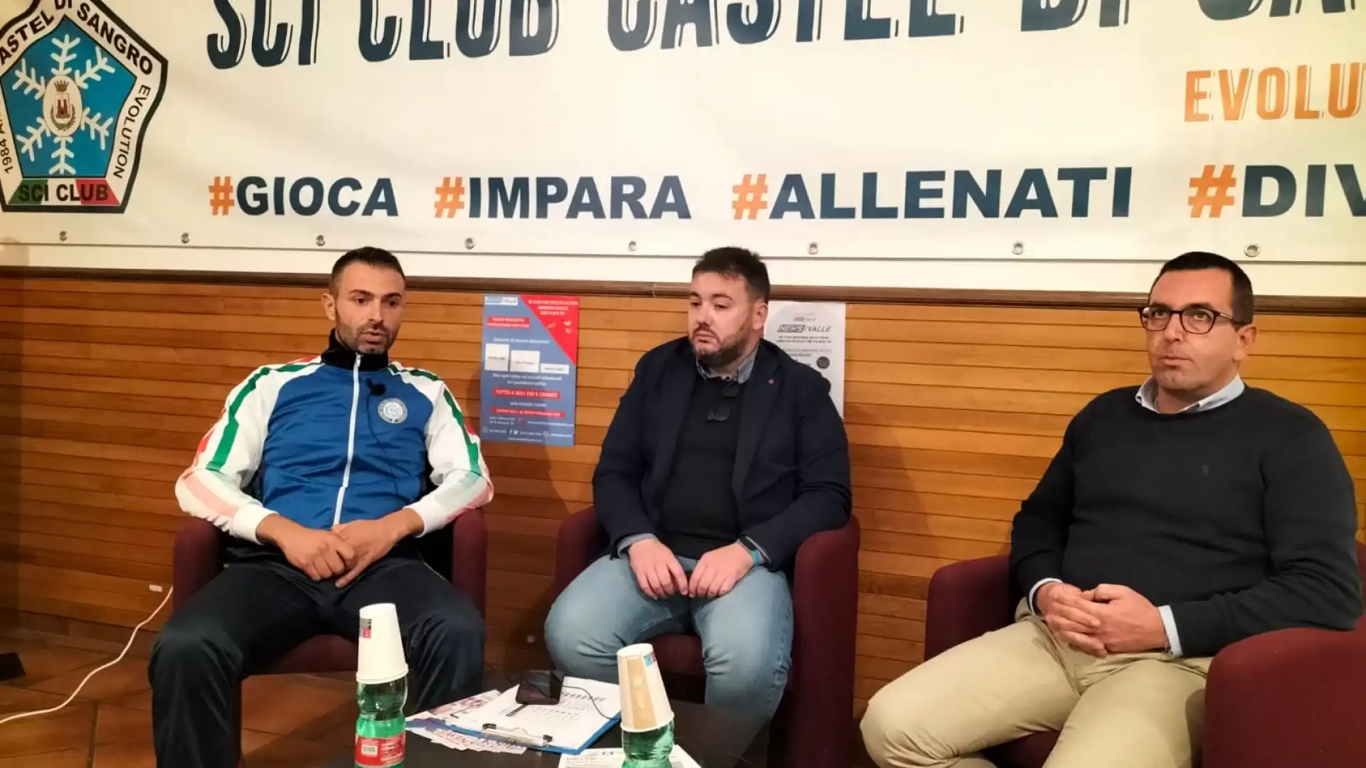 Bar Sport, rivedi la puntata numero 1 del 20 ottobre 2022. Ospiti Gianfilippo De Cesare e Andrea Pirone. Guarda il video